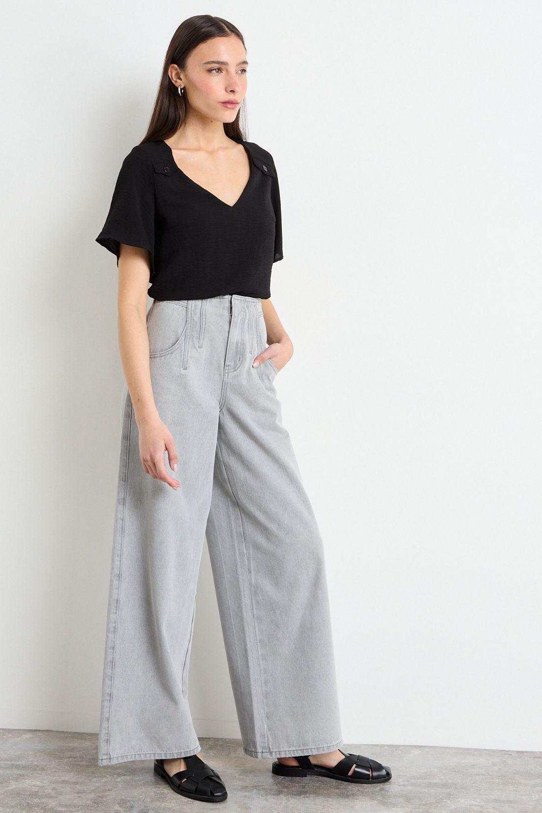 Polera Manga Corta Negro iO 14220225073102-3