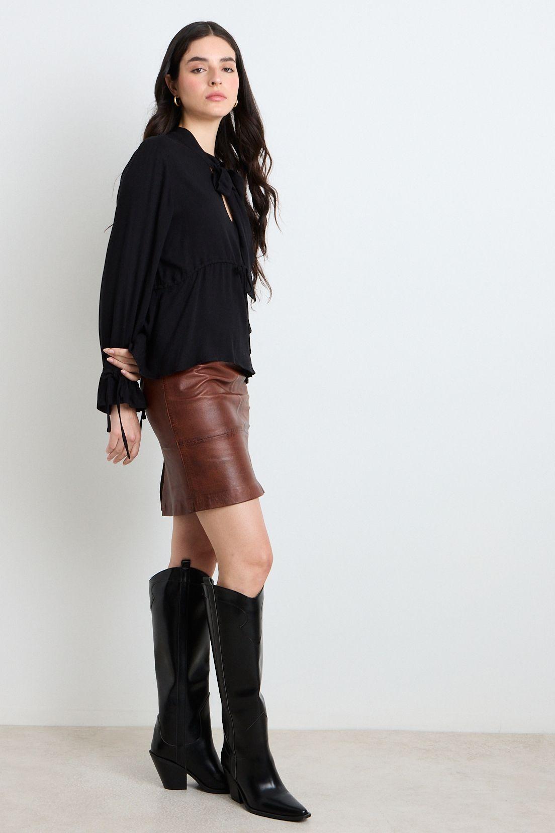 Blusas Manga Larga Negro Ash 14007225051102-3