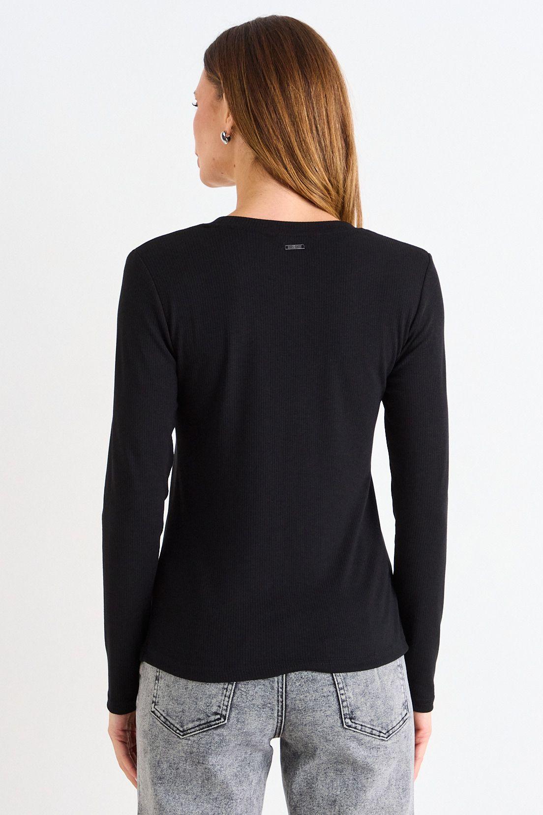 Polera Lisa Manga Larga Negro Ash 14307126002102-2