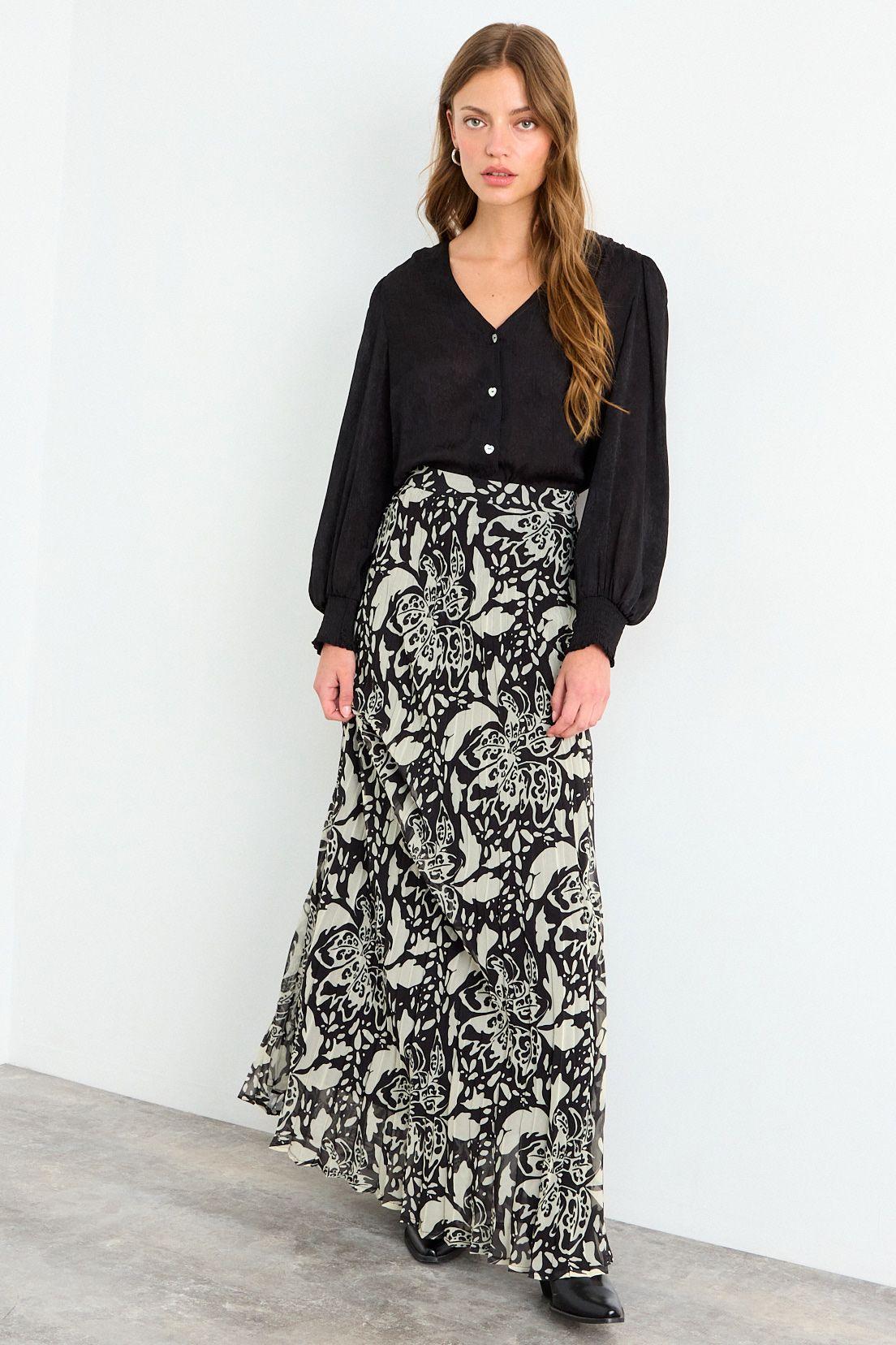 Blusa Lisa Negro iO 14020126007102-4