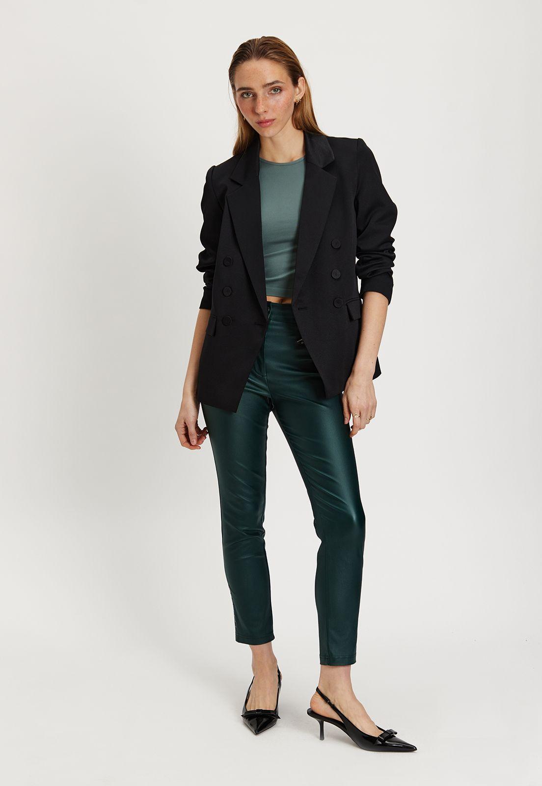 Blazer Liso Negro iO 16020224010102-0