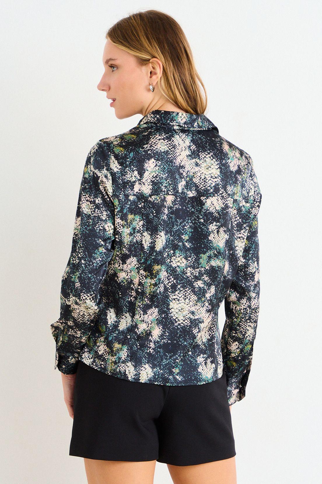 Blusa Fantasia Verde Oliva Ash 14107126005107-2