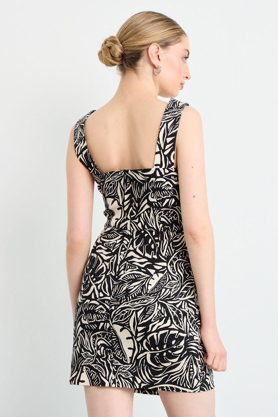 Vestido Corto Negro iO 13120225053102-2