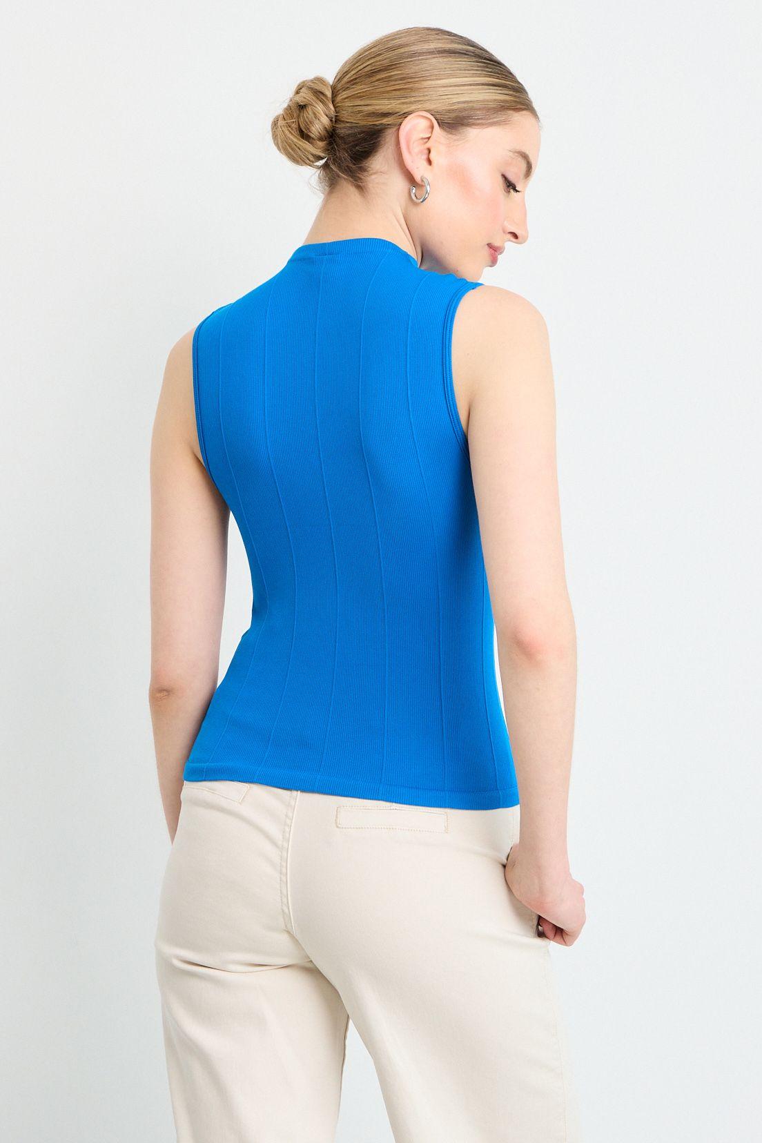 Polera Sin Mangas Azul iO 14220225070134-2