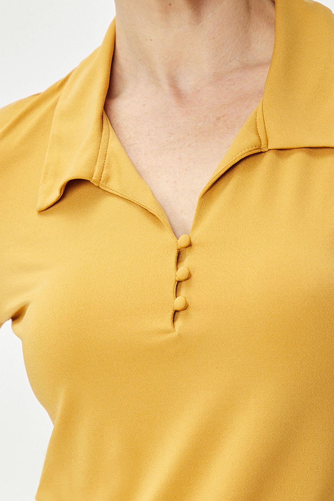 Polera Con Cuello Mostaza Ma Griffe 14202224057314-2