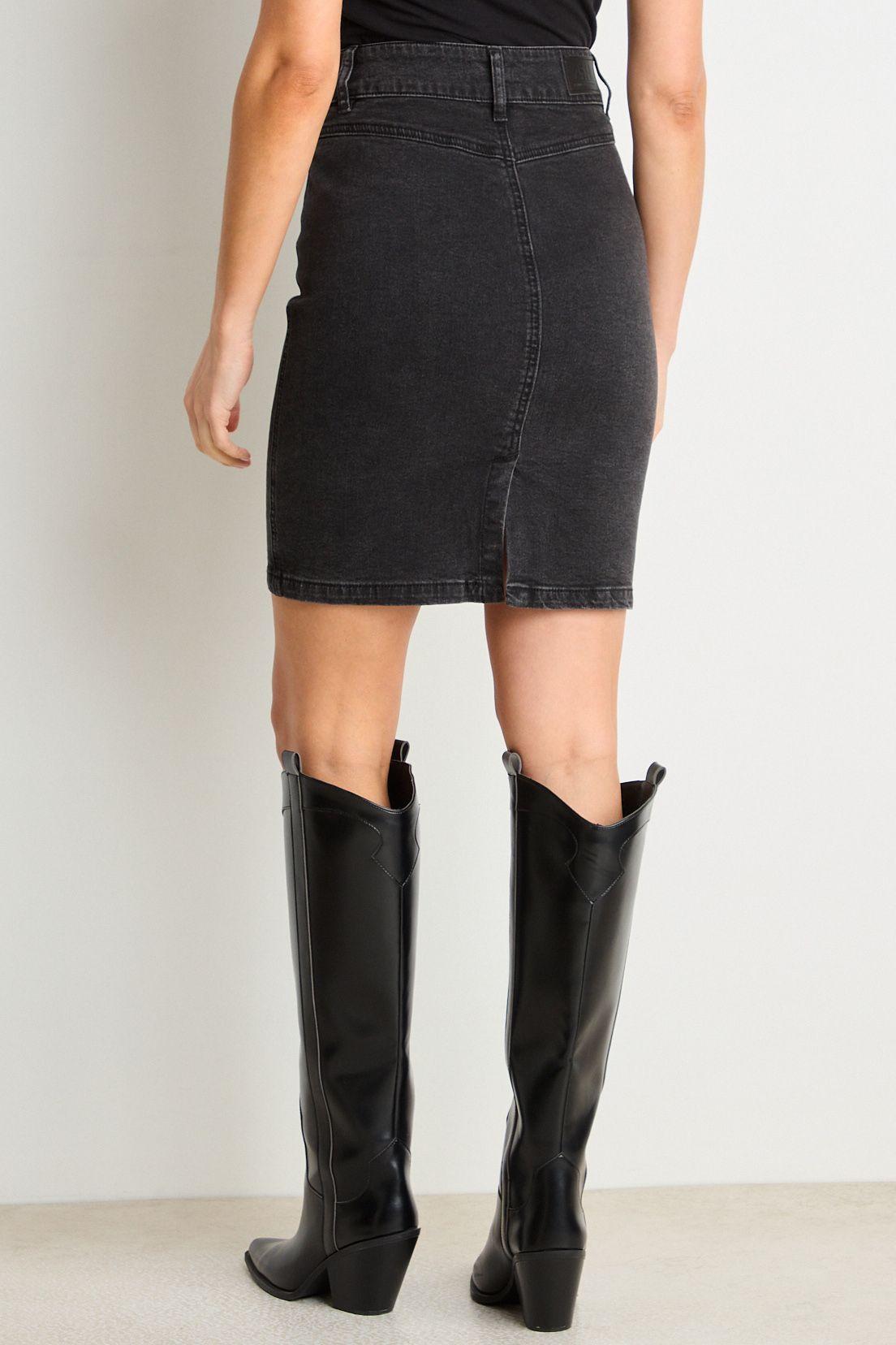 Falda Corta Negro Ash 12807225001102-3