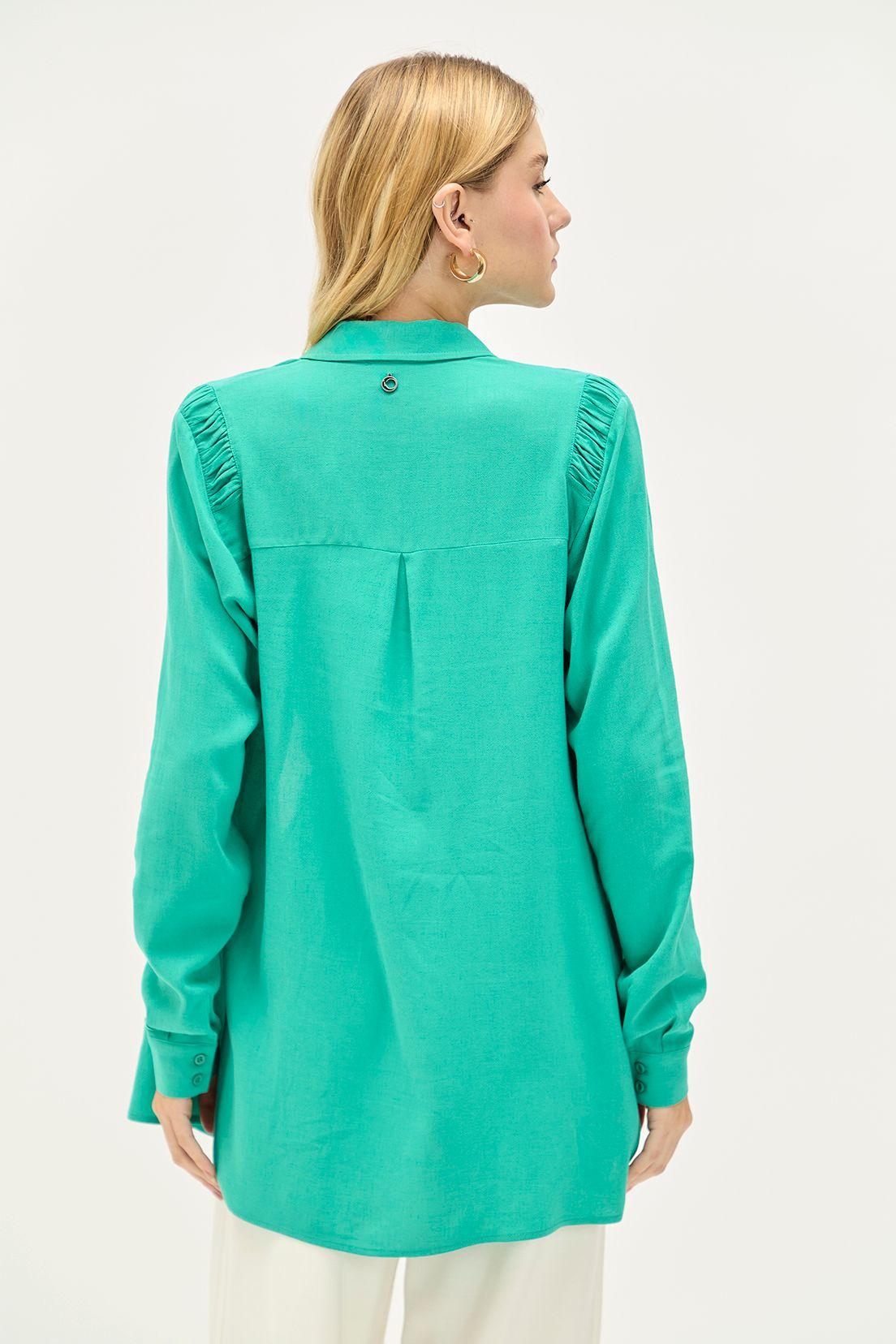 Blusa Lisa Verde iO 14020224066217-4
