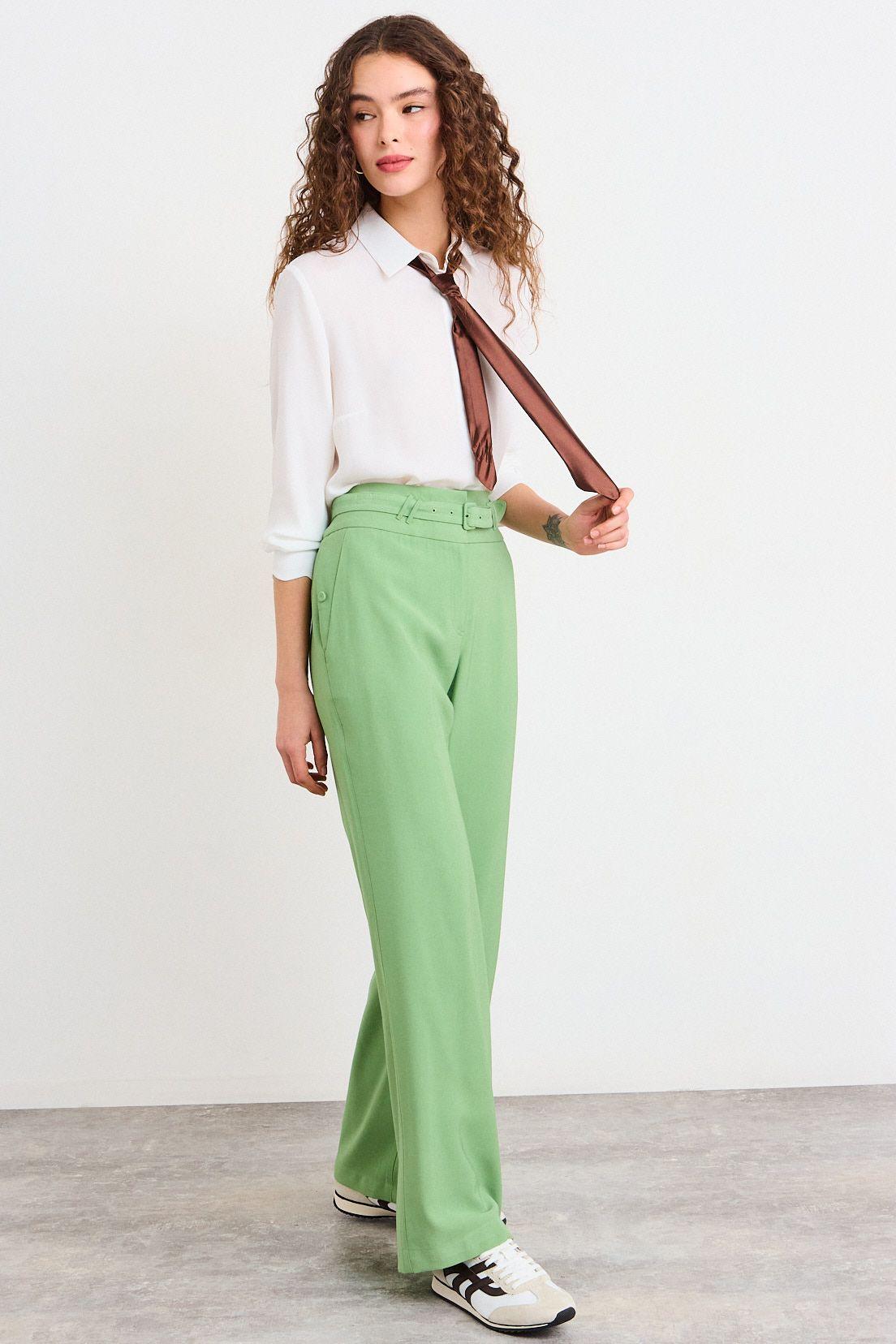 Pantalon Liso Verde iO 11020226050137-4