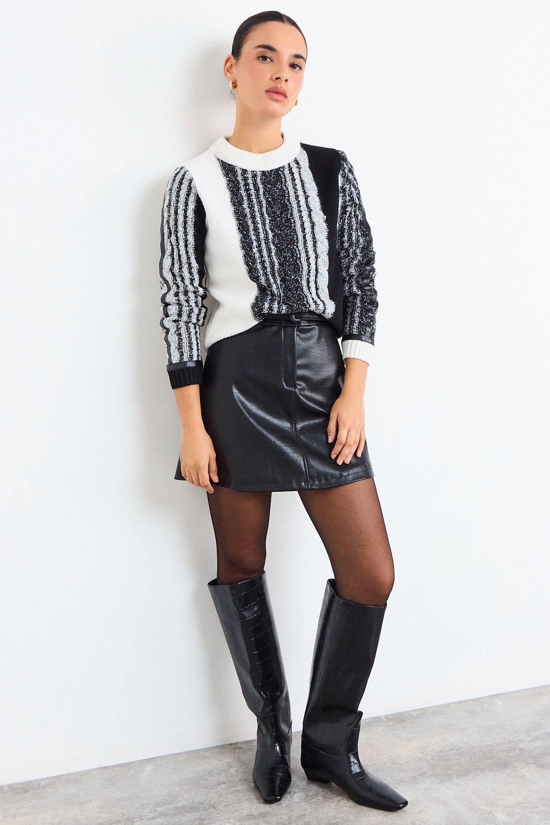 Sweater Fantasia Negro iO 18720126007102-4