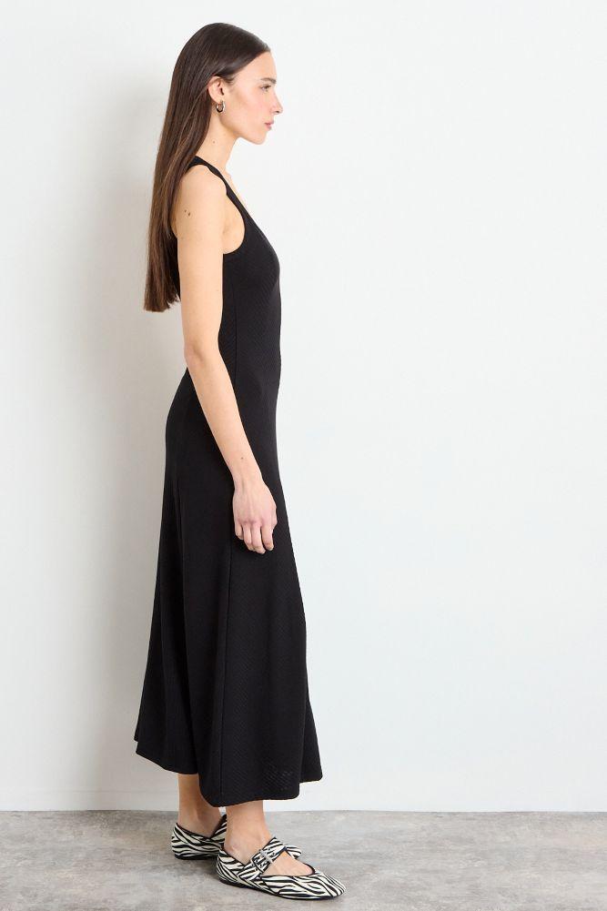 Vestido Liso Largo Negro iO 13420225003102-3