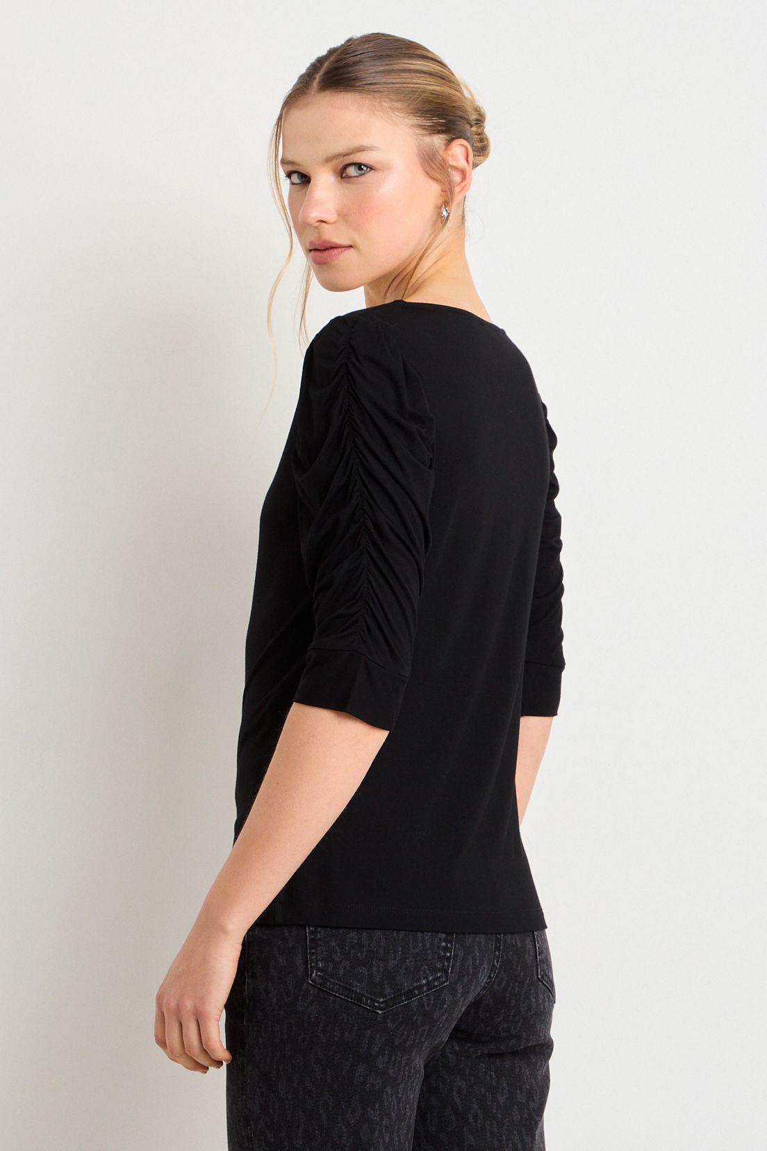 Polera Negro Ash 14204225070102-2
