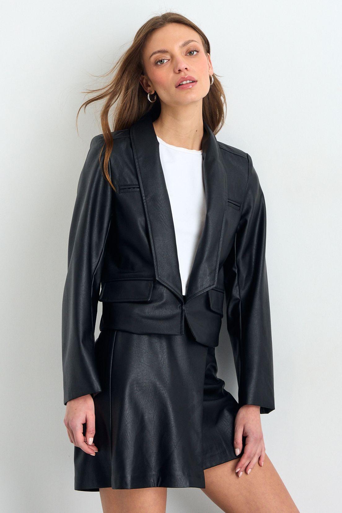 Chaqueta Negro iO 17520225004102-0
