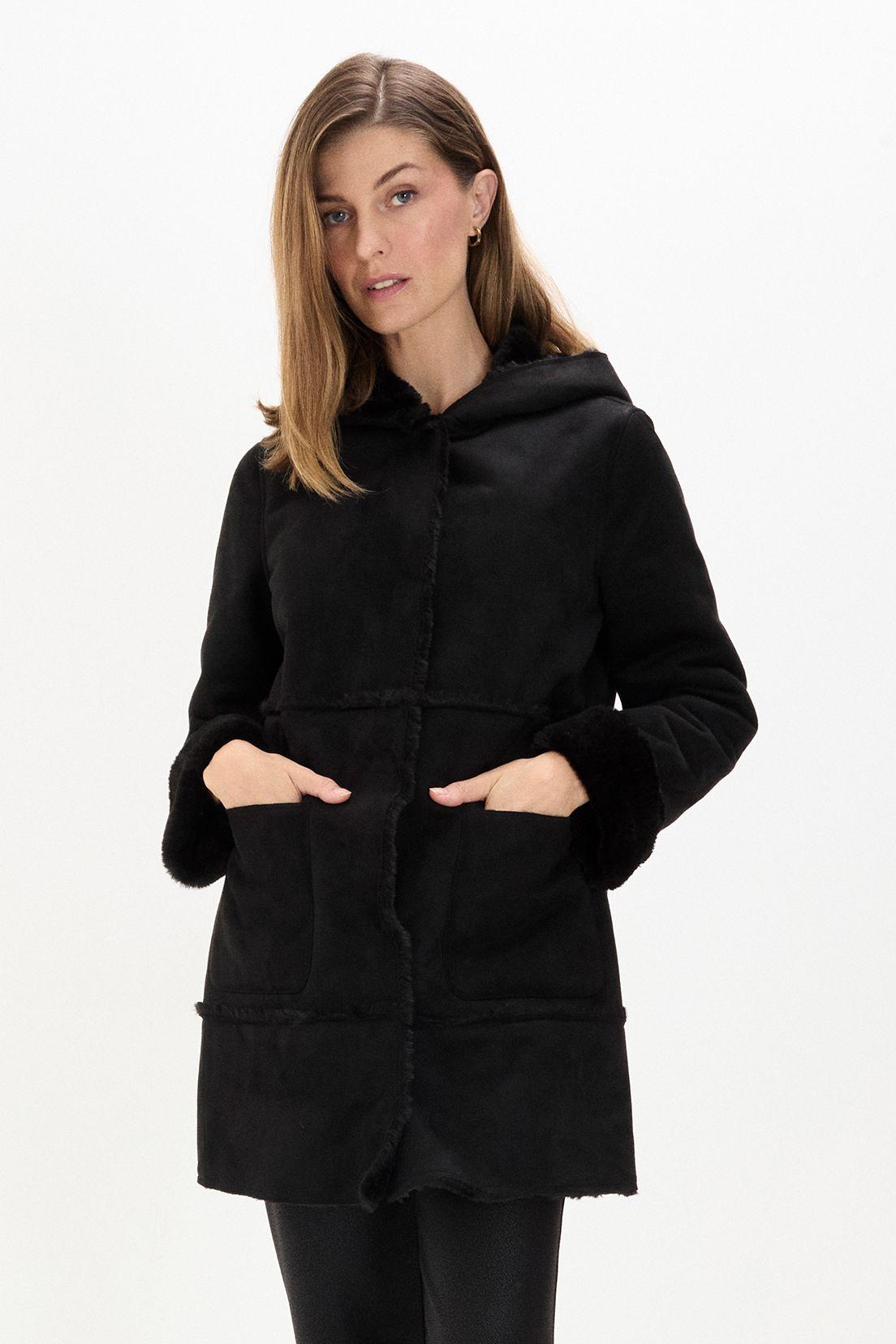 Abrigo Liso Negro 17004125002102-0