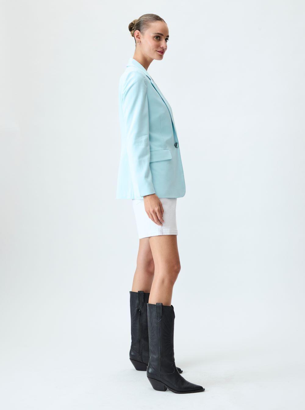 Blazer Liso Celeste iO 16020125051110-4