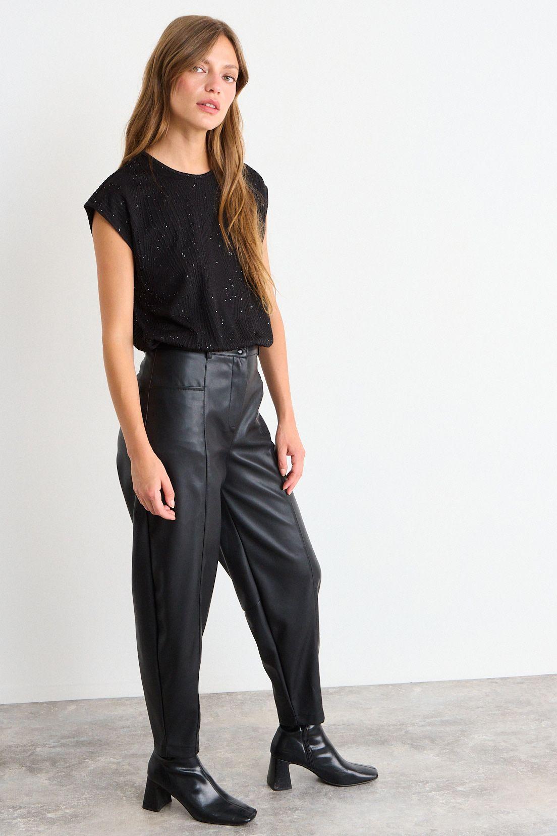 Polera Lisa Negro iO 14220126056102-3