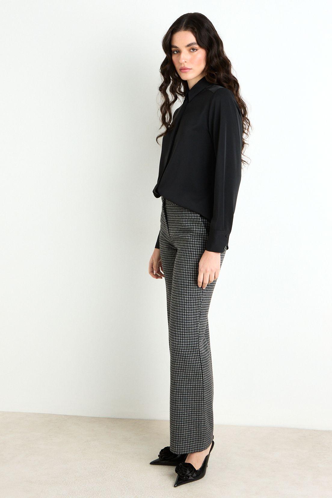 Blusas Manga Larga Negro Ash 14007225090102-2