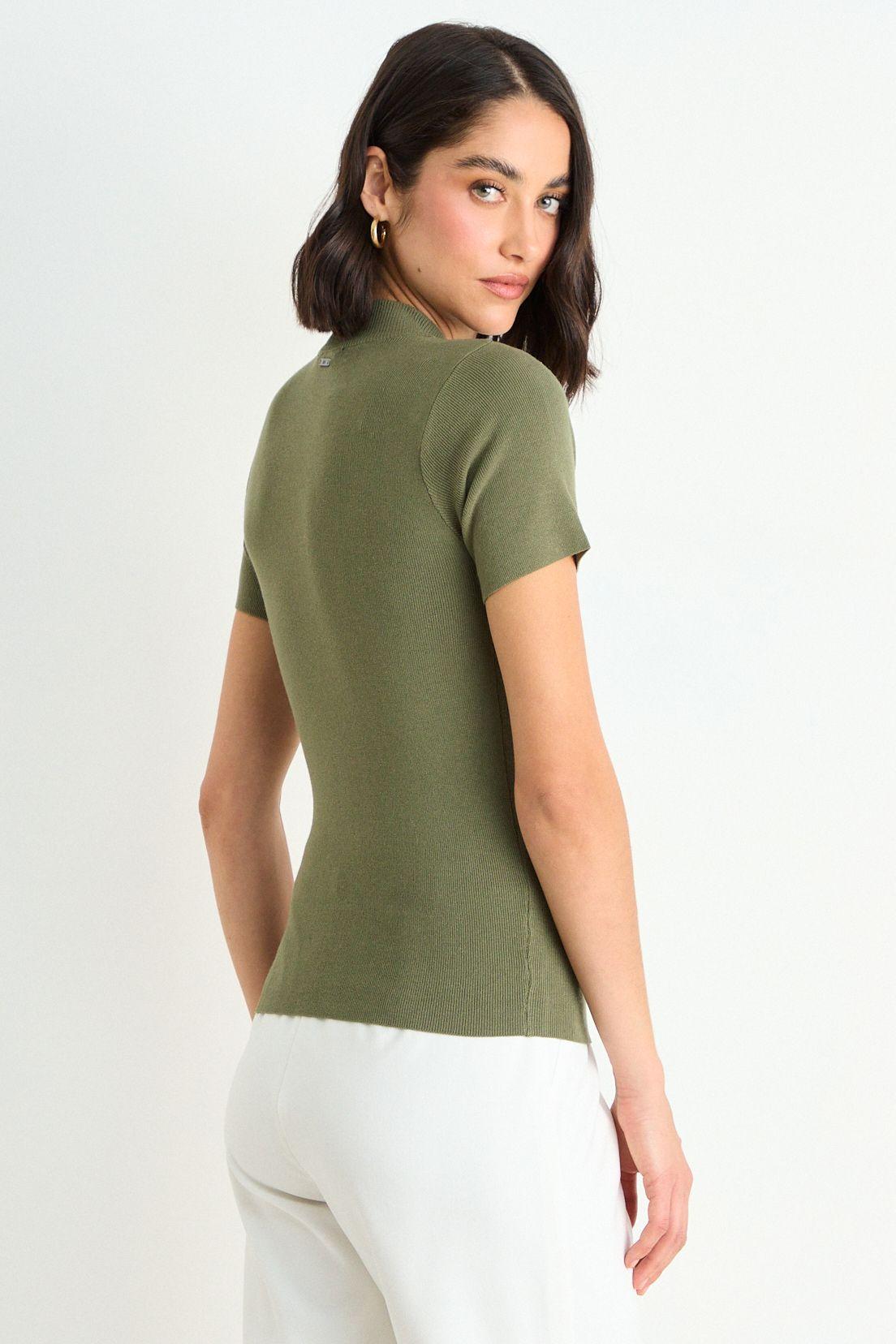 Polera Tejida Manga Corta Verde Ash 18207126051137-2