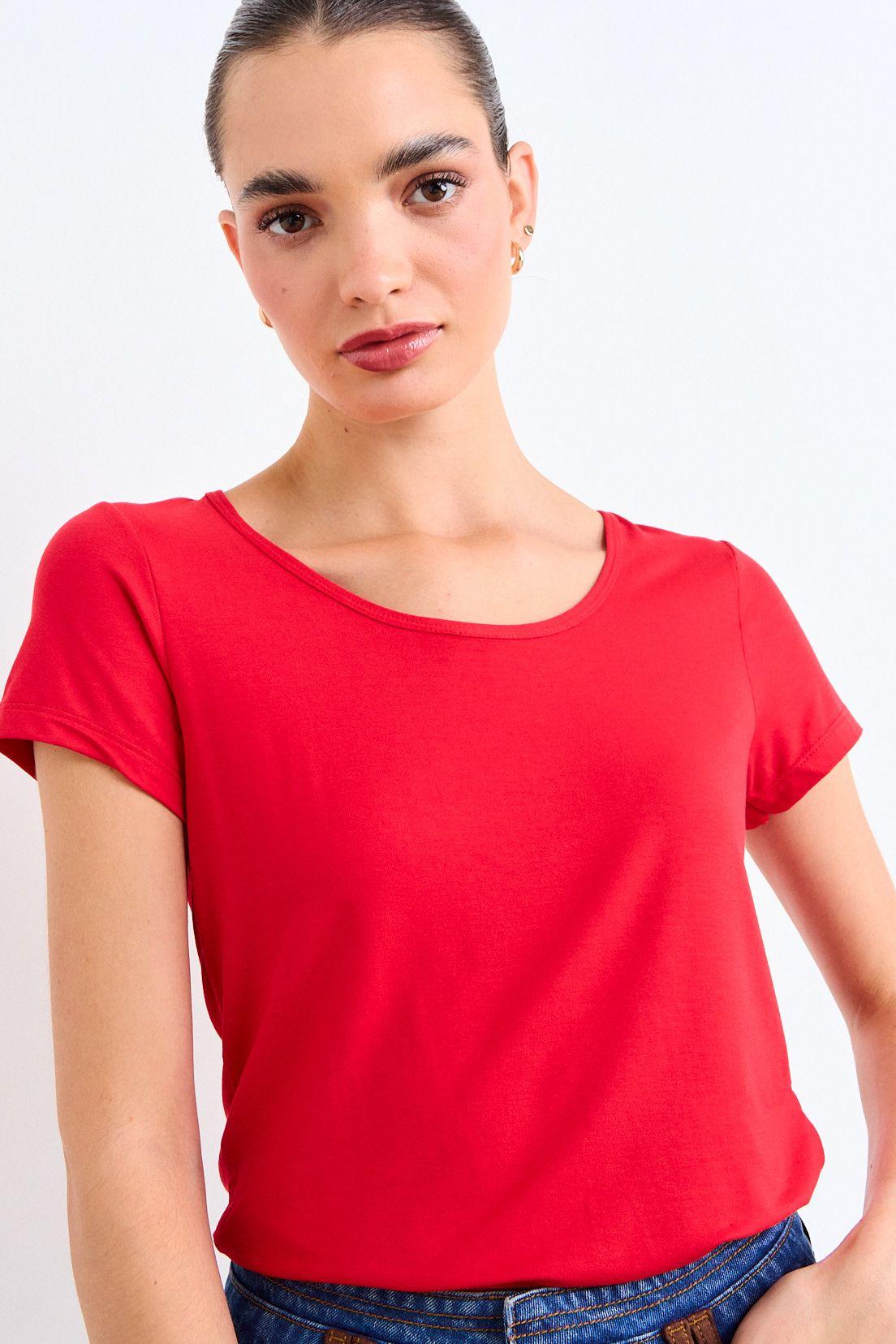 Polera Lisa Rojo iO 14204225092103-0