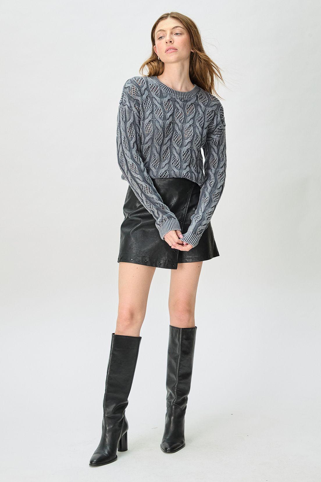Sweater Liso Gris iO 18120125003163-4
