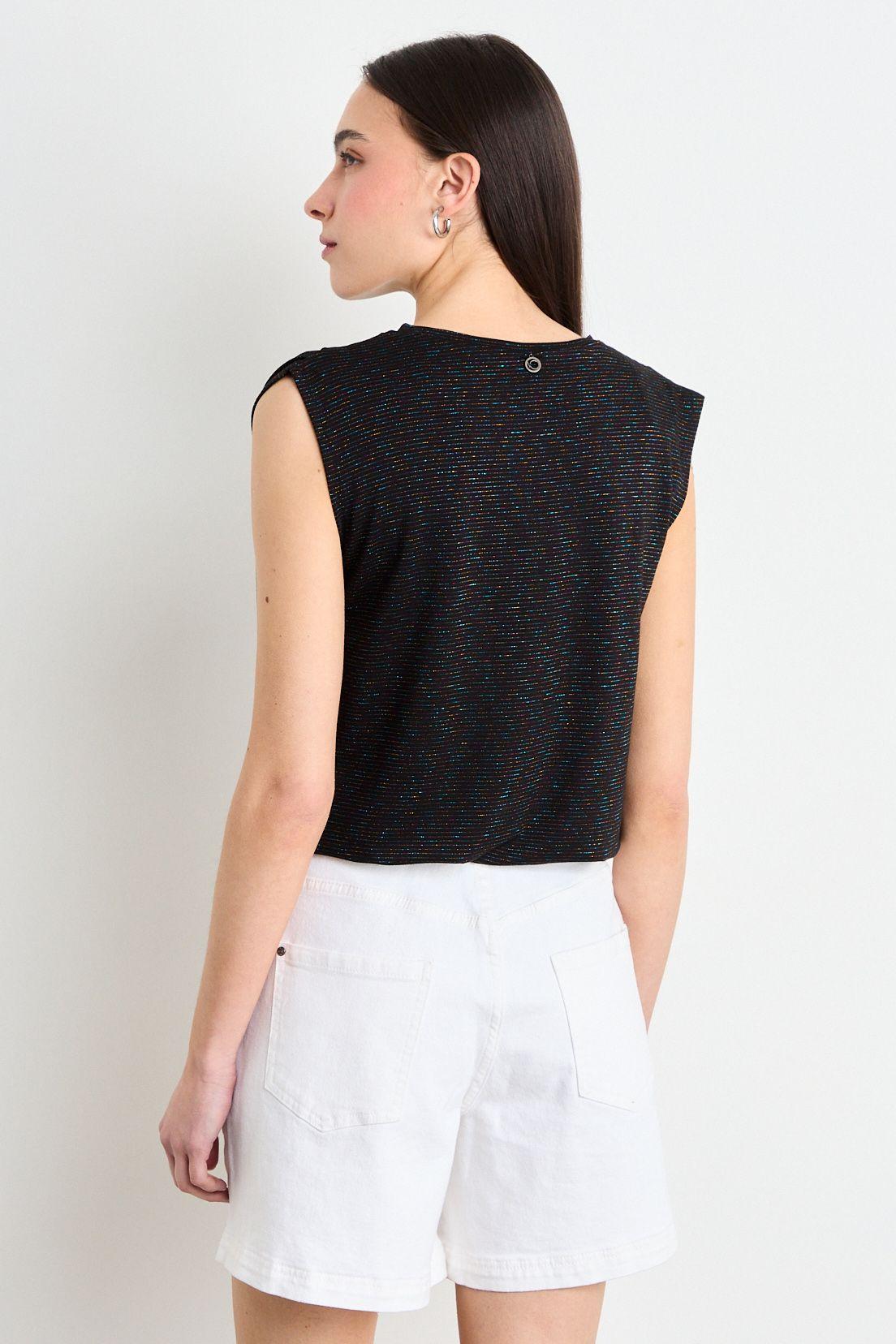 Polera Fantasia Negro iO 14320225059102-2