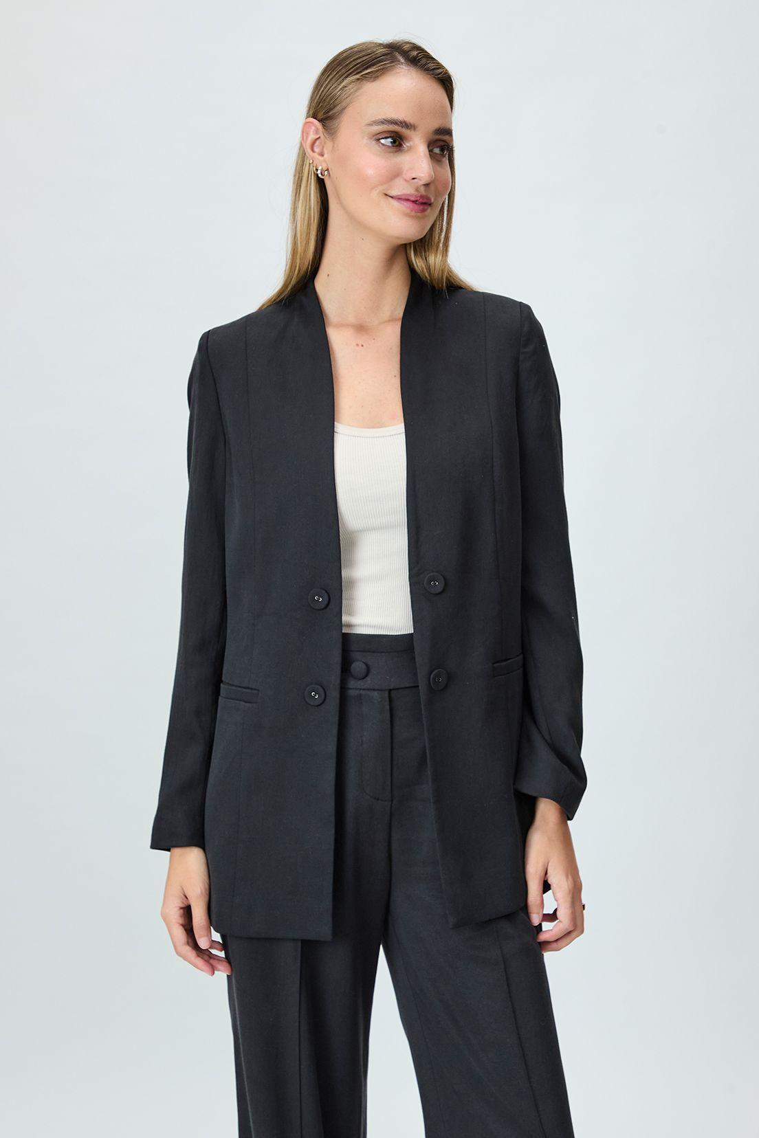 Blazer Liso Negro iO 16020125052102-0