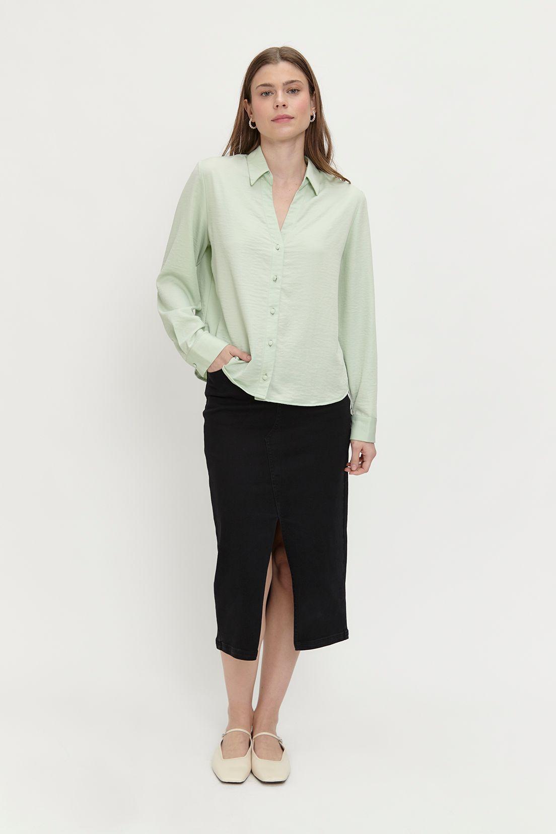 Blusa Camisera Cuello Abierto Verde Ash 14007224055217-4
