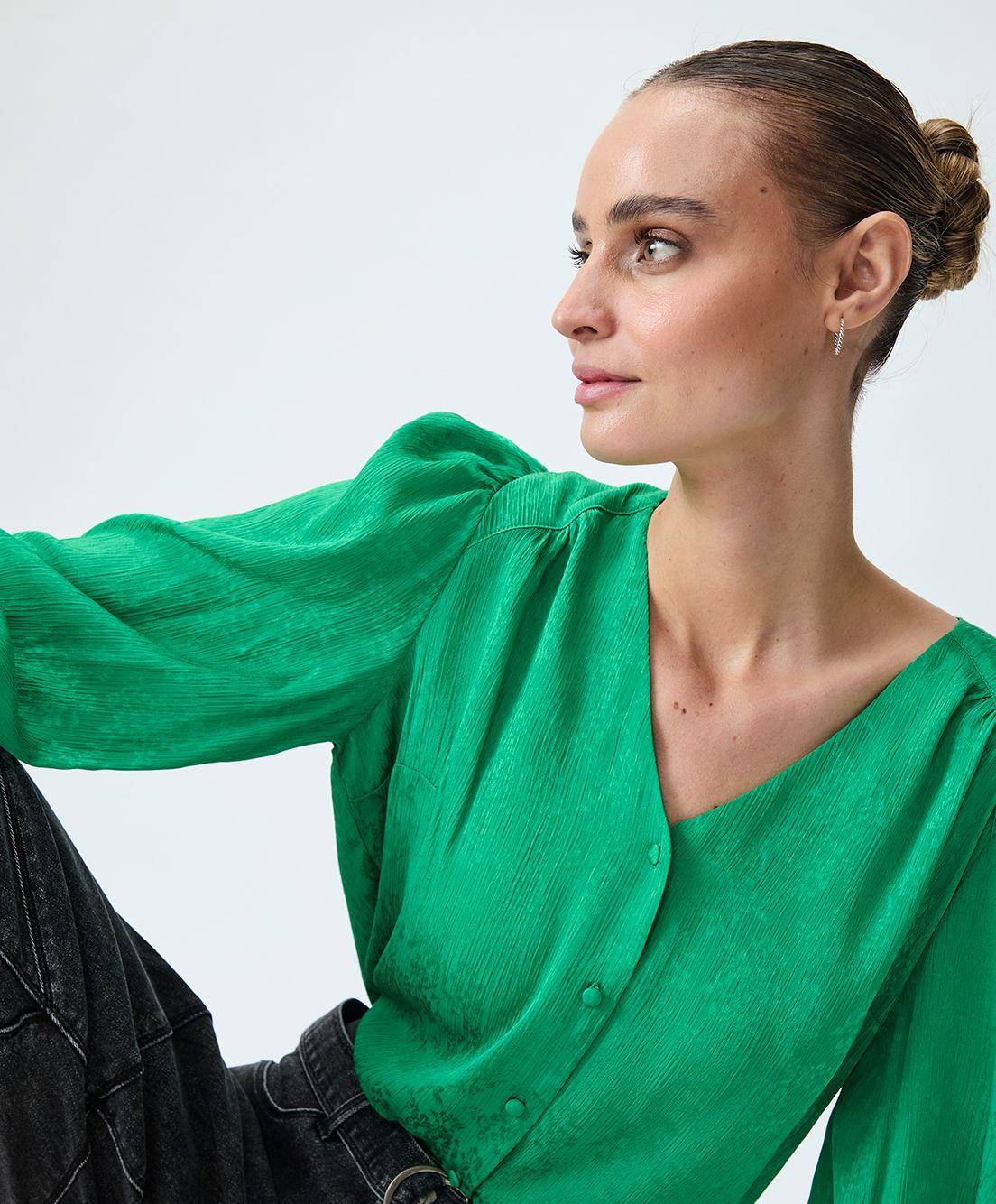 Blusa Lisa Verde iO 14020125055107-1
