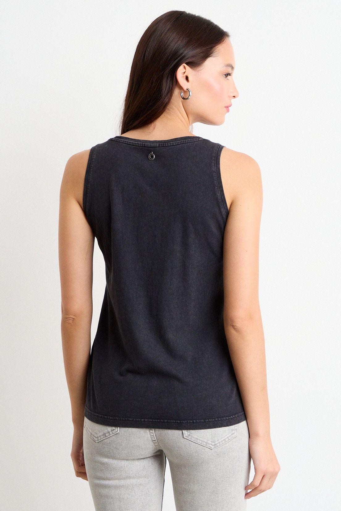 Polera Estampada Gris iO 14620126002163-2