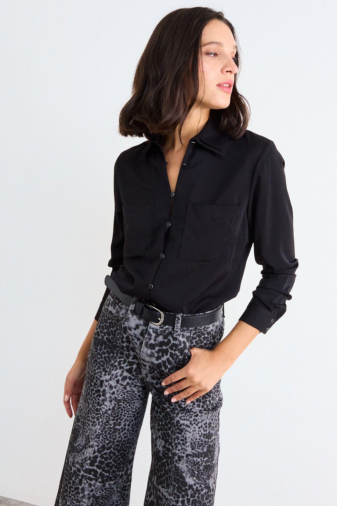 Blusa Lisa Negro iO 14020126013102-1