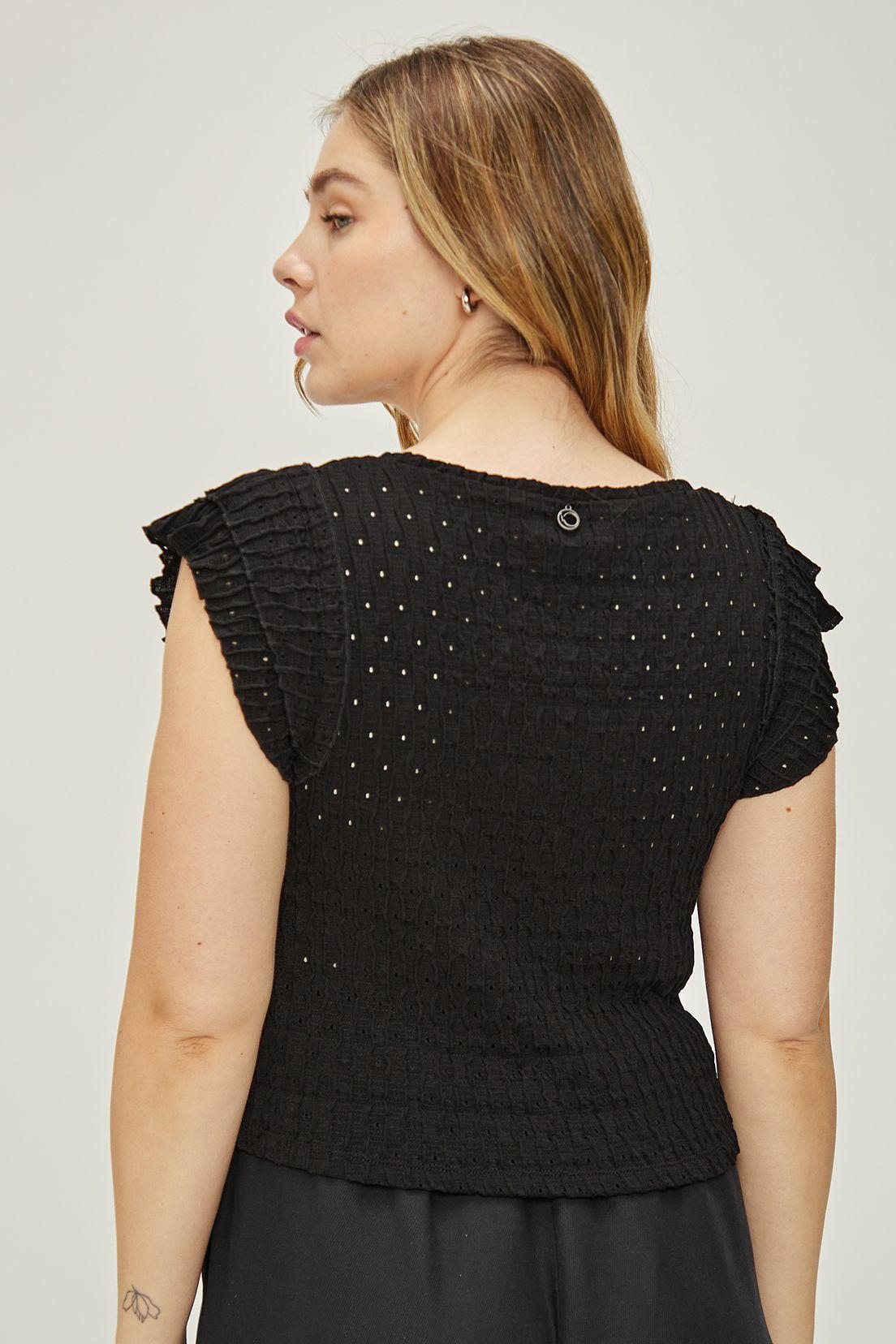 Polera Lisa Negro iO 14220224064102-4