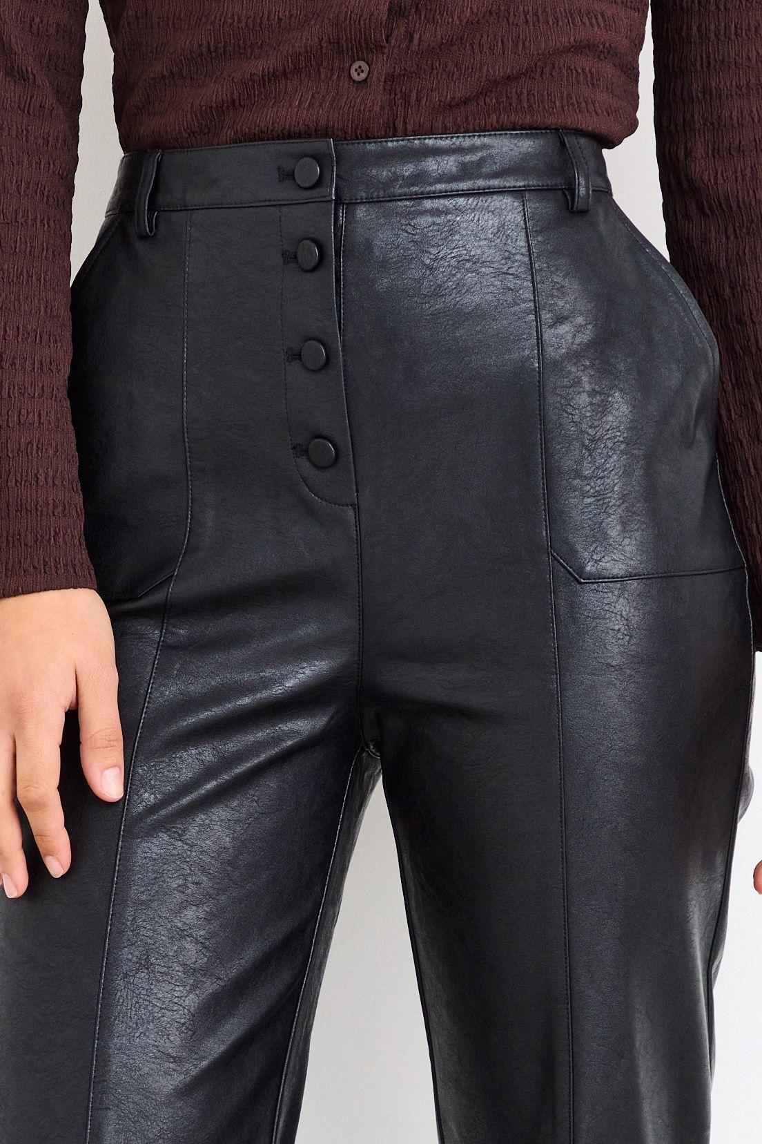Pantalon Liso Negro iO 11020226051102-2