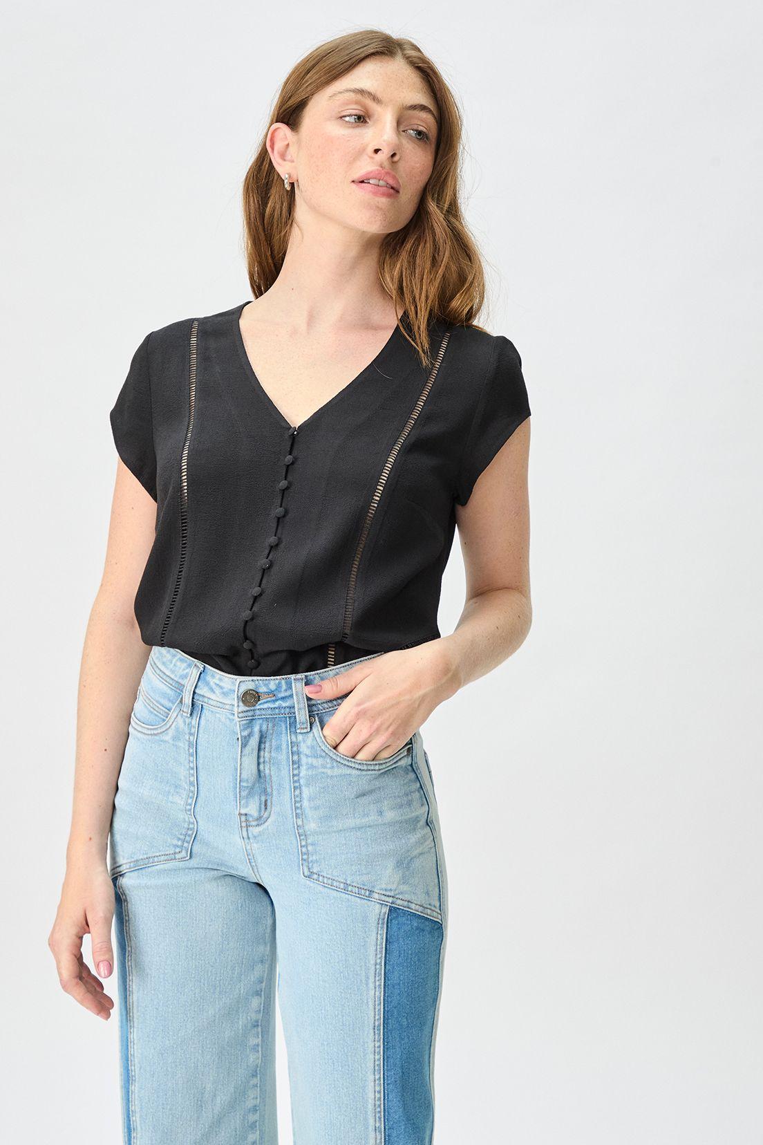 Blusa Lisa Negro iO 14020125011102-0