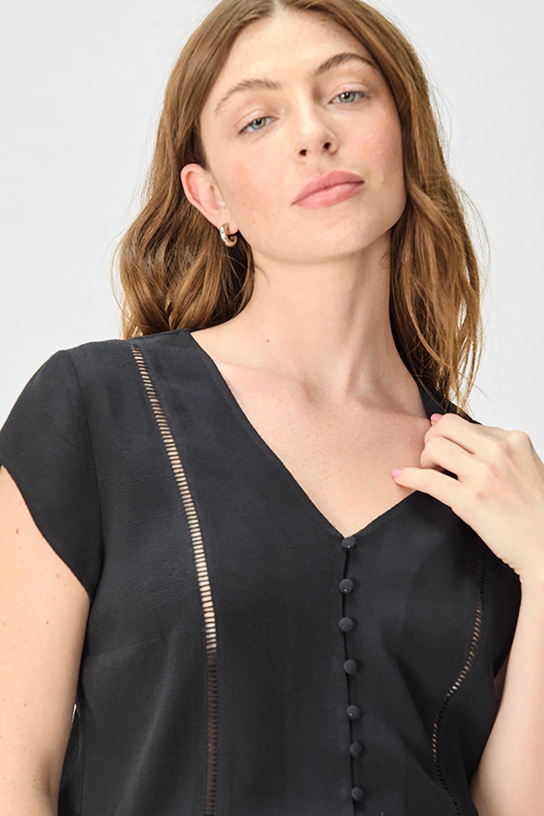 Blusa Lisa Negro iO 14020125011102-1