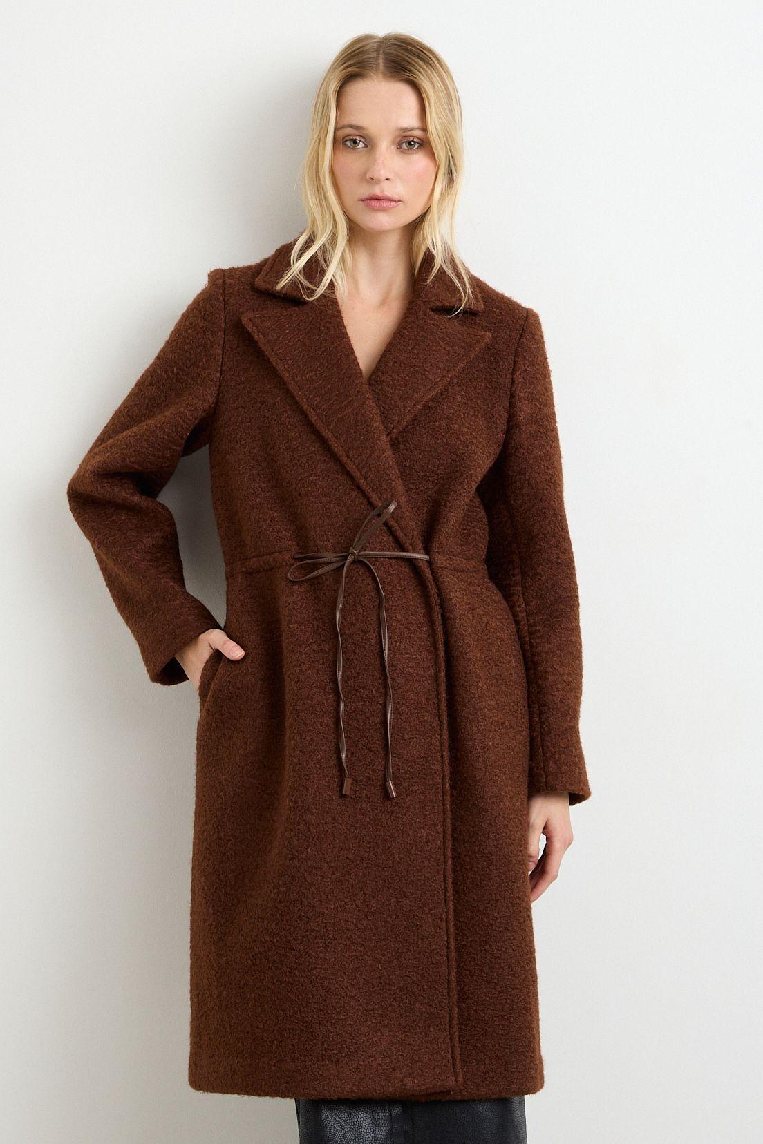 Abrigo Liso Café 17207125003109-0