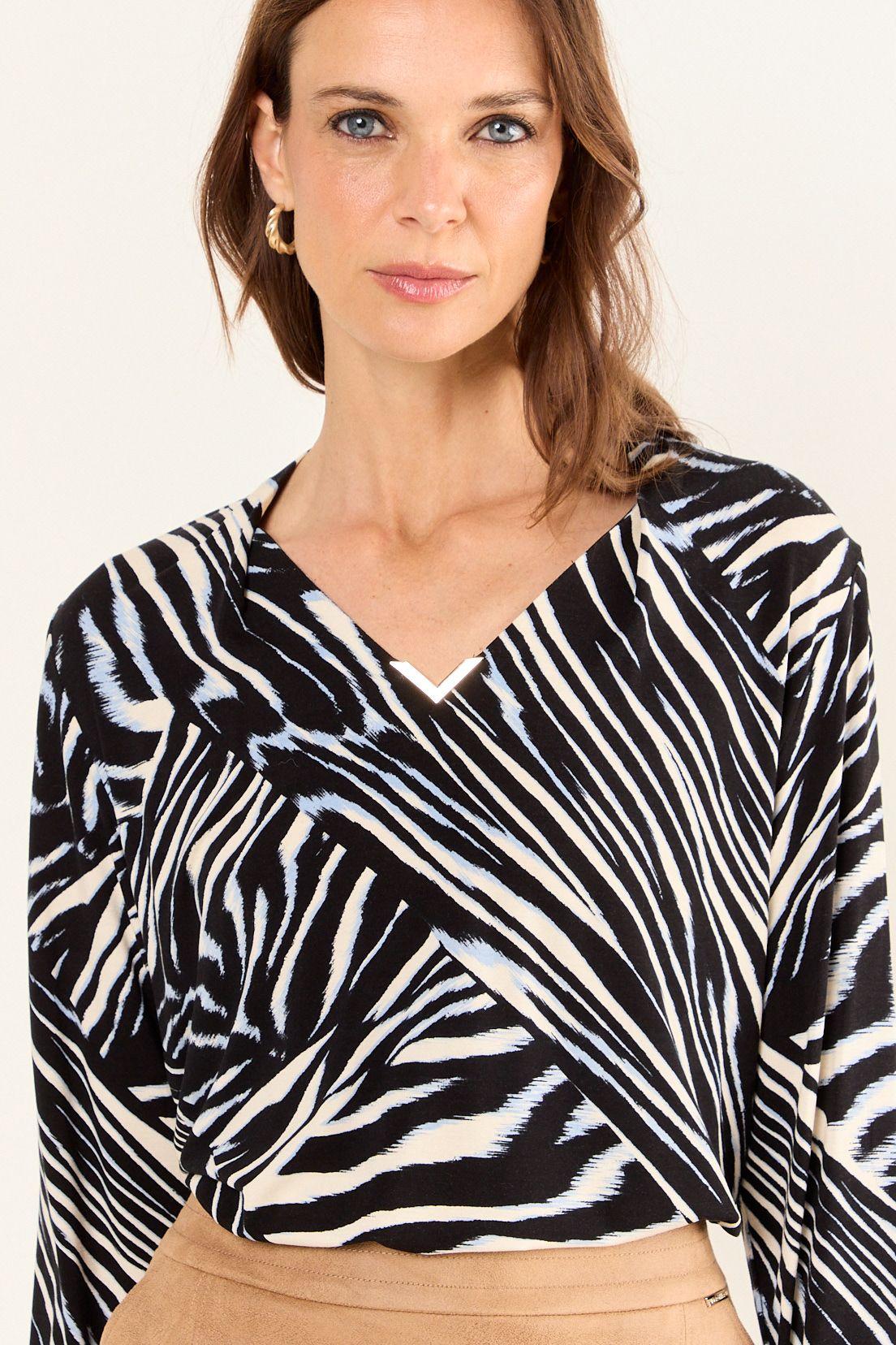 Polera Fantasia Escote En V Crudo Ma Griffe 14302126003105-0