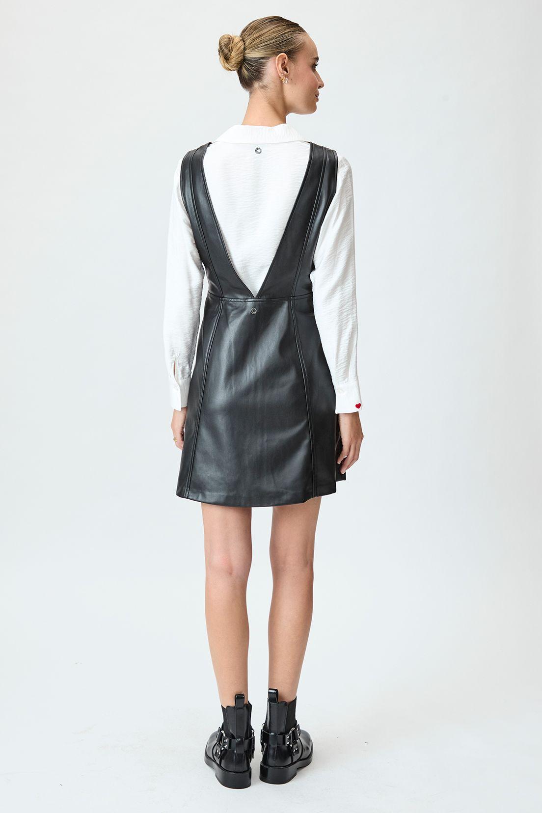 Vestido Liso Negro iO 13020125051102-4