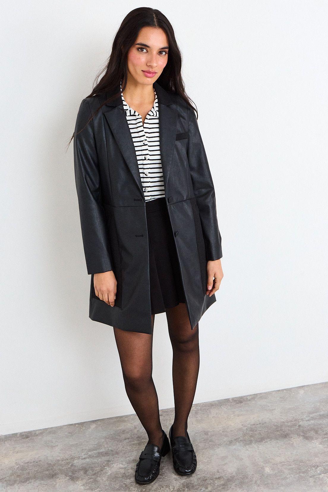 Chaqueton Liso Negro iO 17220226050102-3