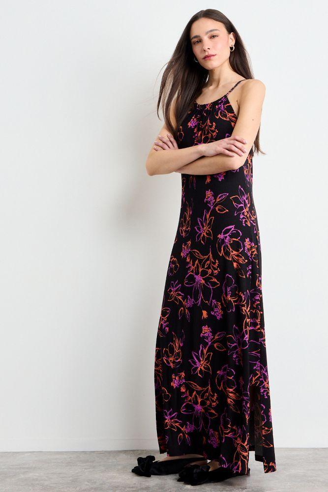 Vestido Fantasia Largo Negro iO 13520225050102-3