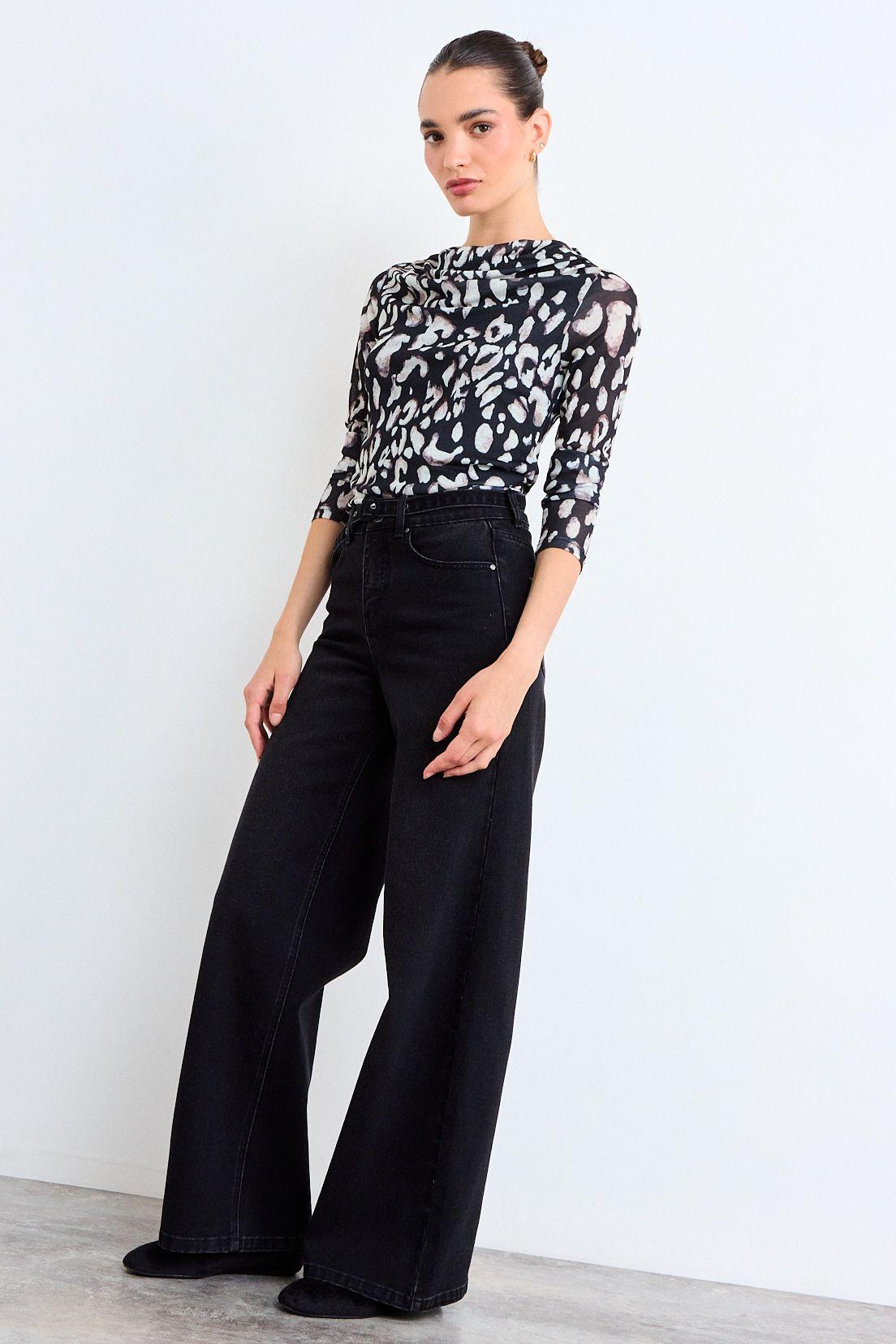 Polera Estampada Beige iO 14620126053106-1