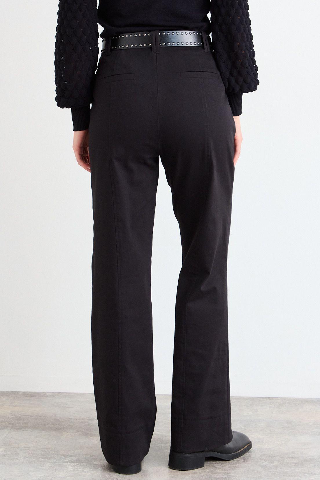 Pantalon Liso Negro iO 11020126059102-3
