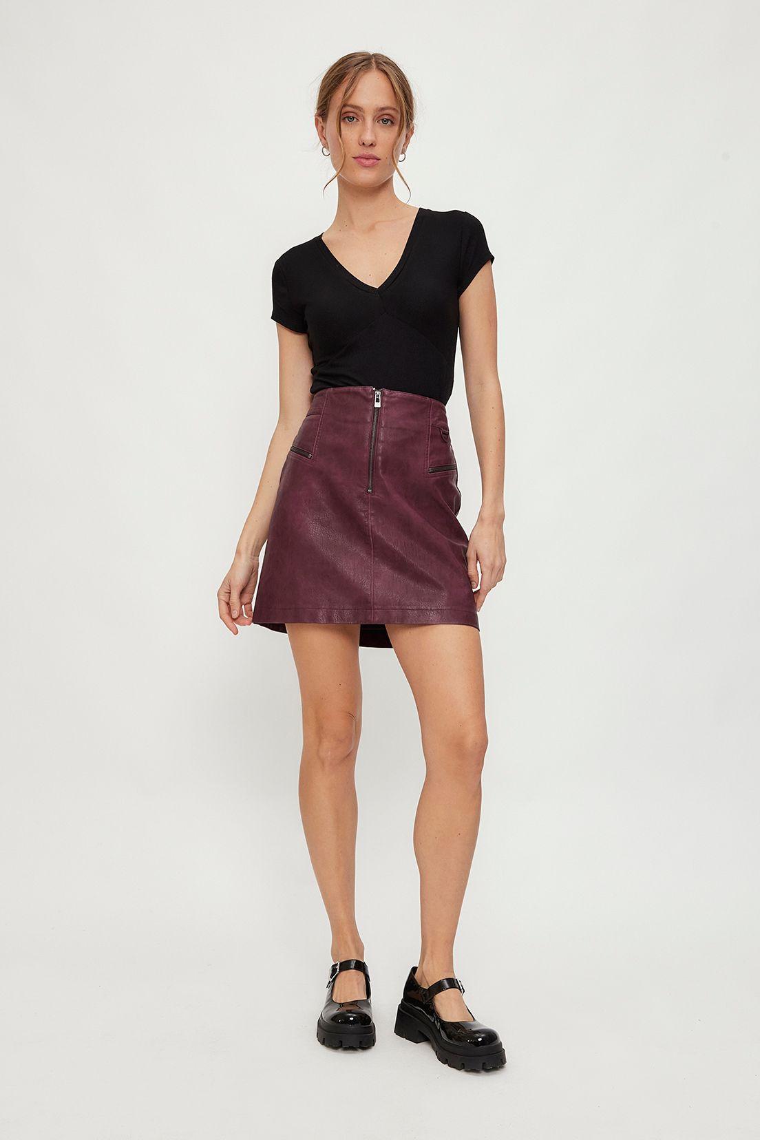 Polera Lisa Negro iO 14220224058102-1