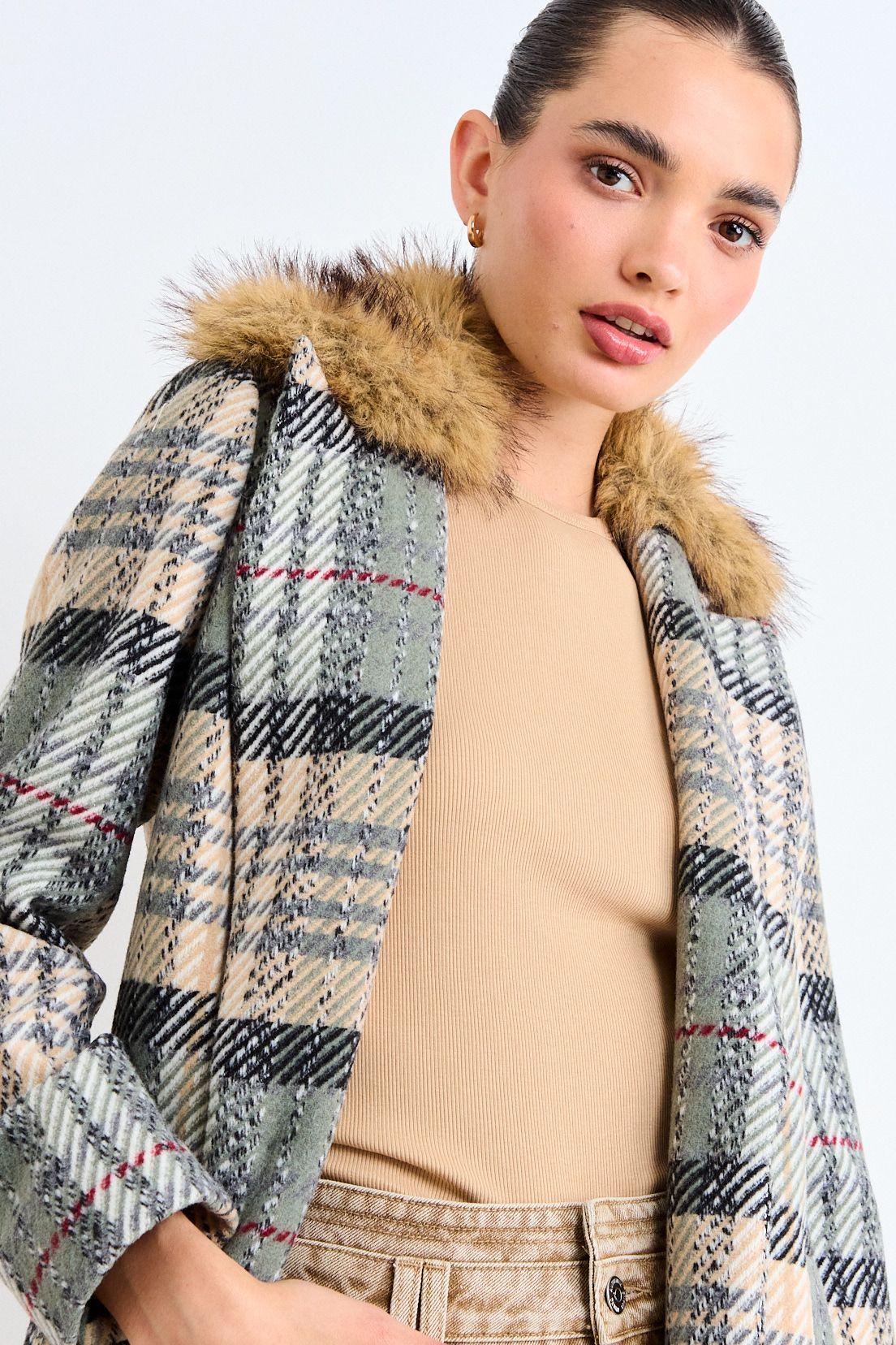 Chaqueton Fantasia Beige iO 17320126003106-1