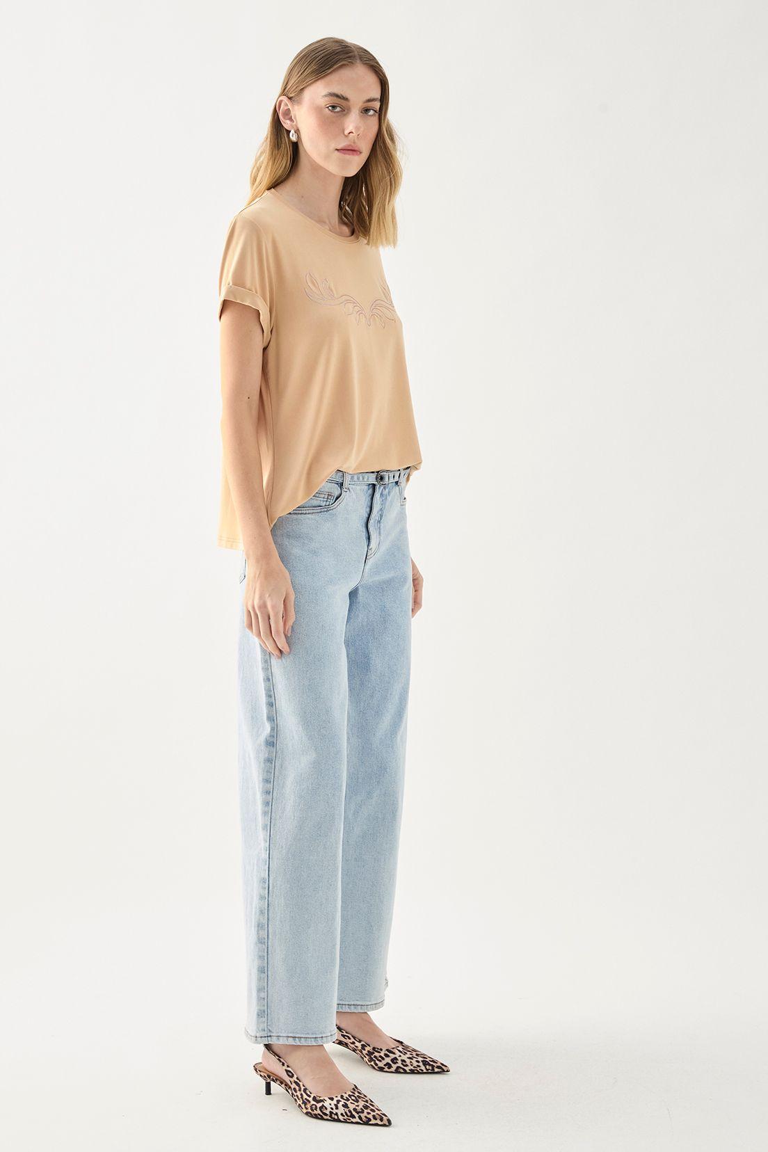 Polera Lisa Bordada Beige 13407125001106-2