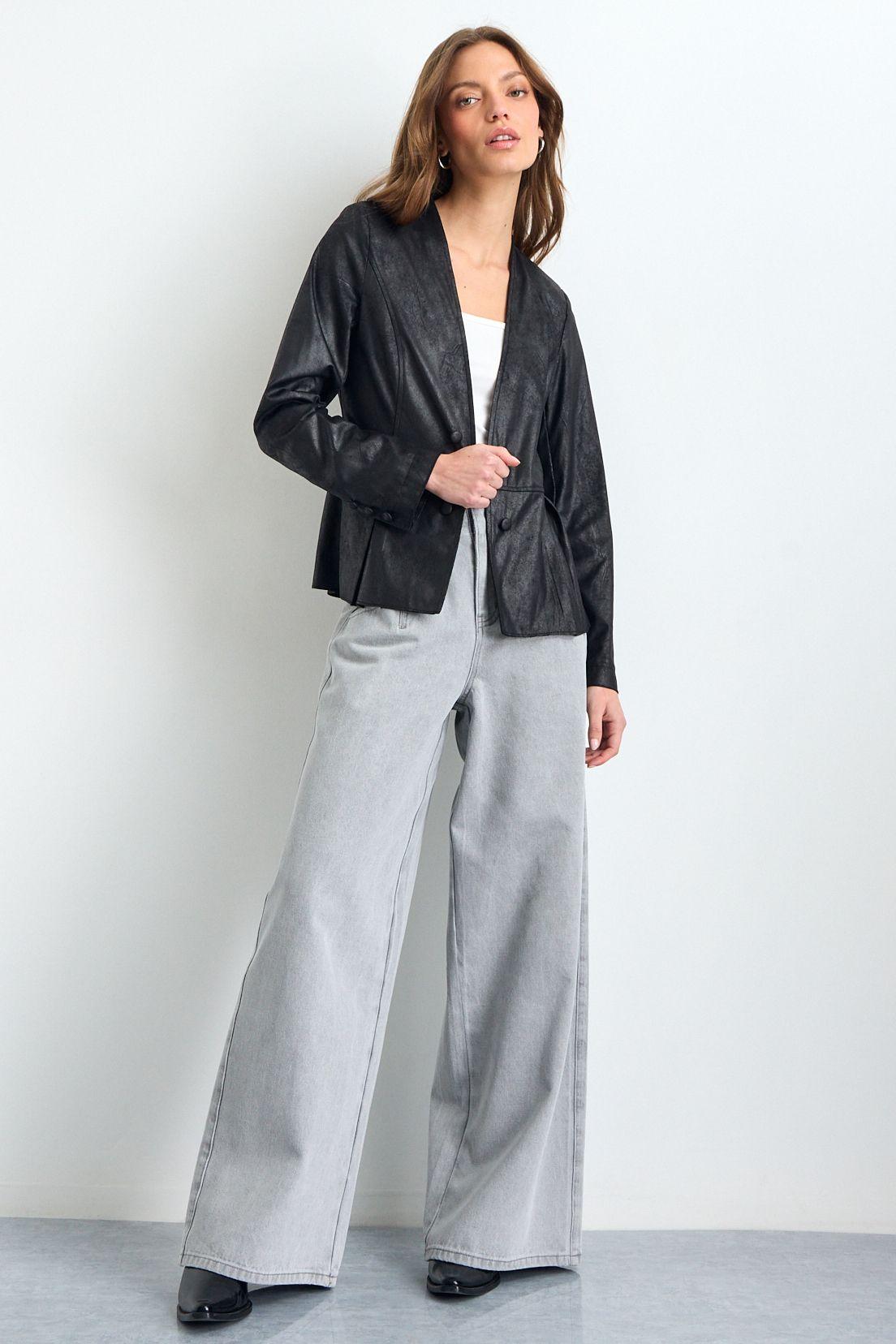 Chaqueta Negro iO 17520225006102-4