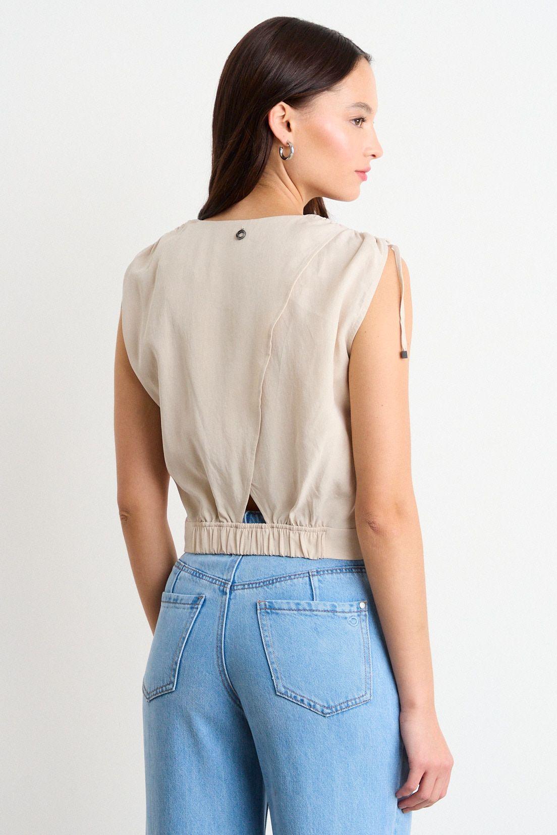 Blusa Lisa Beige iO 14020126050106-2
