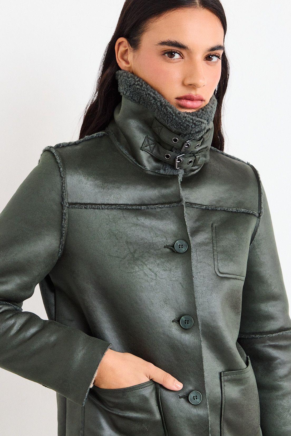 Chaqueta Lisa Verde iO 17520126008217-1