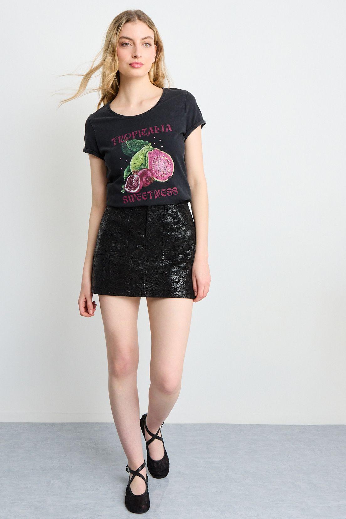 Polera Manga Corta Negro iO 14620225004102-4