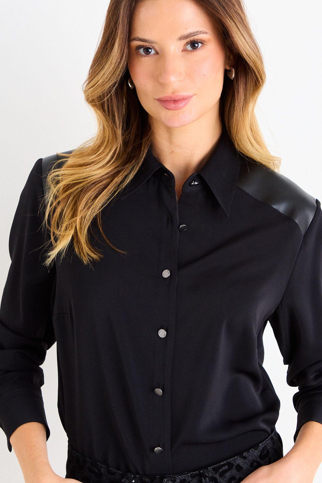 Blusa Lisa Negro Ash 14007126061102-1