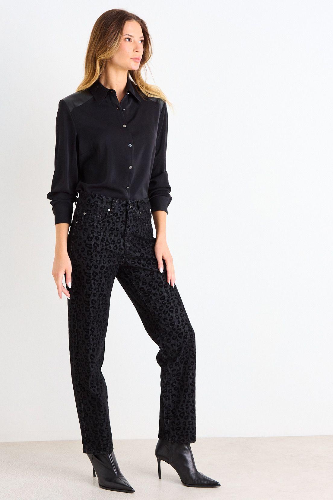 Blusa Lisa Negro Ash 14007126061102-4