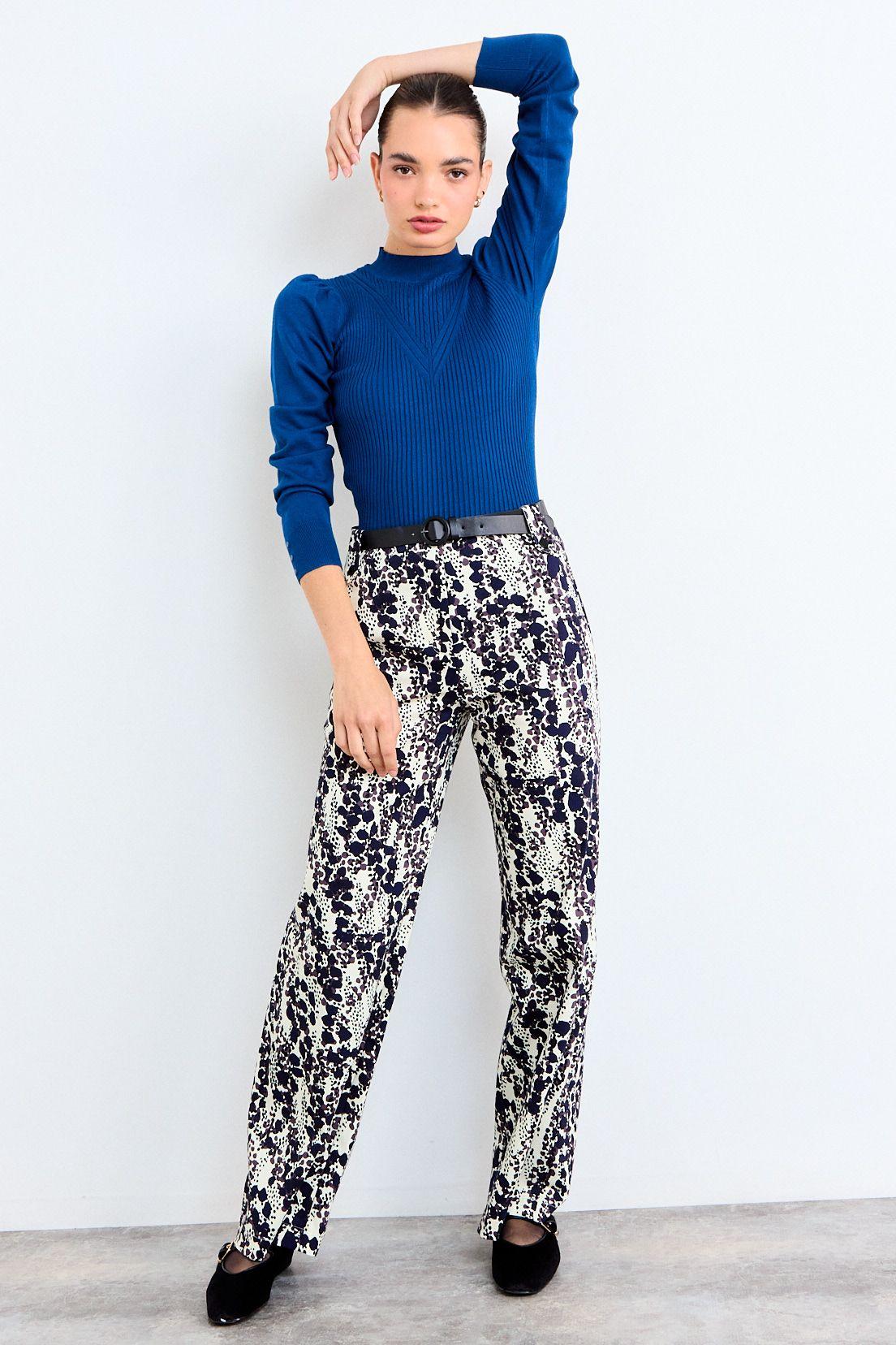 Sweater Liso Azul iO 18120126005104-4